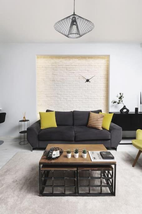 Casa Navarino - Premium Apartment In The City Centre เทสซาโลนิกิ ภายนอก รูปภาพ